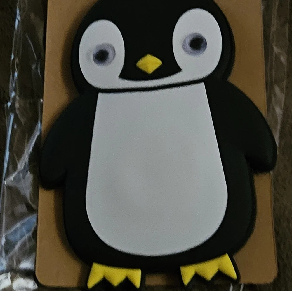 DIVAS LiMiTED Penguin Luggage Tag - Black, White, and Yellow